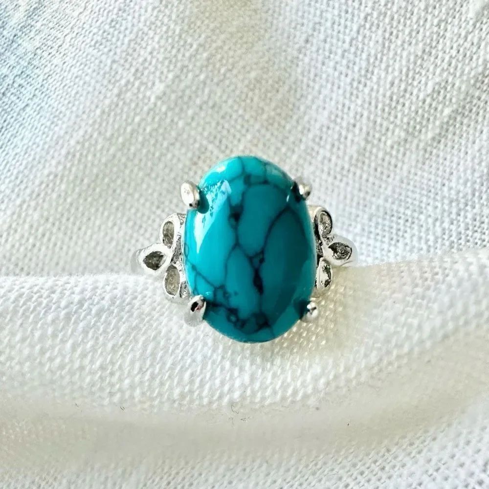 Oval faux turquoise ring